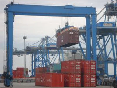 Karet ban wadah gantry crane, spesifikasi teknis
